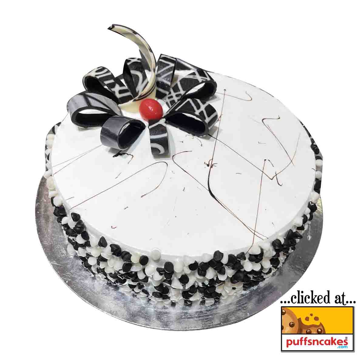(1082) Chocolate General Cake